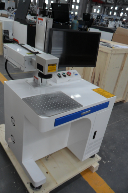 UV Laser Markatzeko Makina